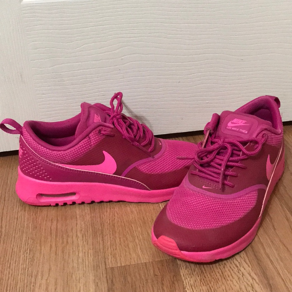 Fuchsia Nike Air Max Thea